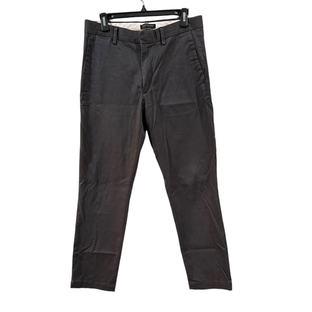Banana Republic Emerson Street fit